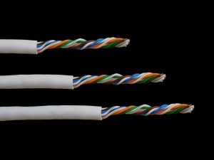 Acconet CAT5e Indoor Ethernet Cable 305m White CCA STP Pull Box | CAT5-305-STP